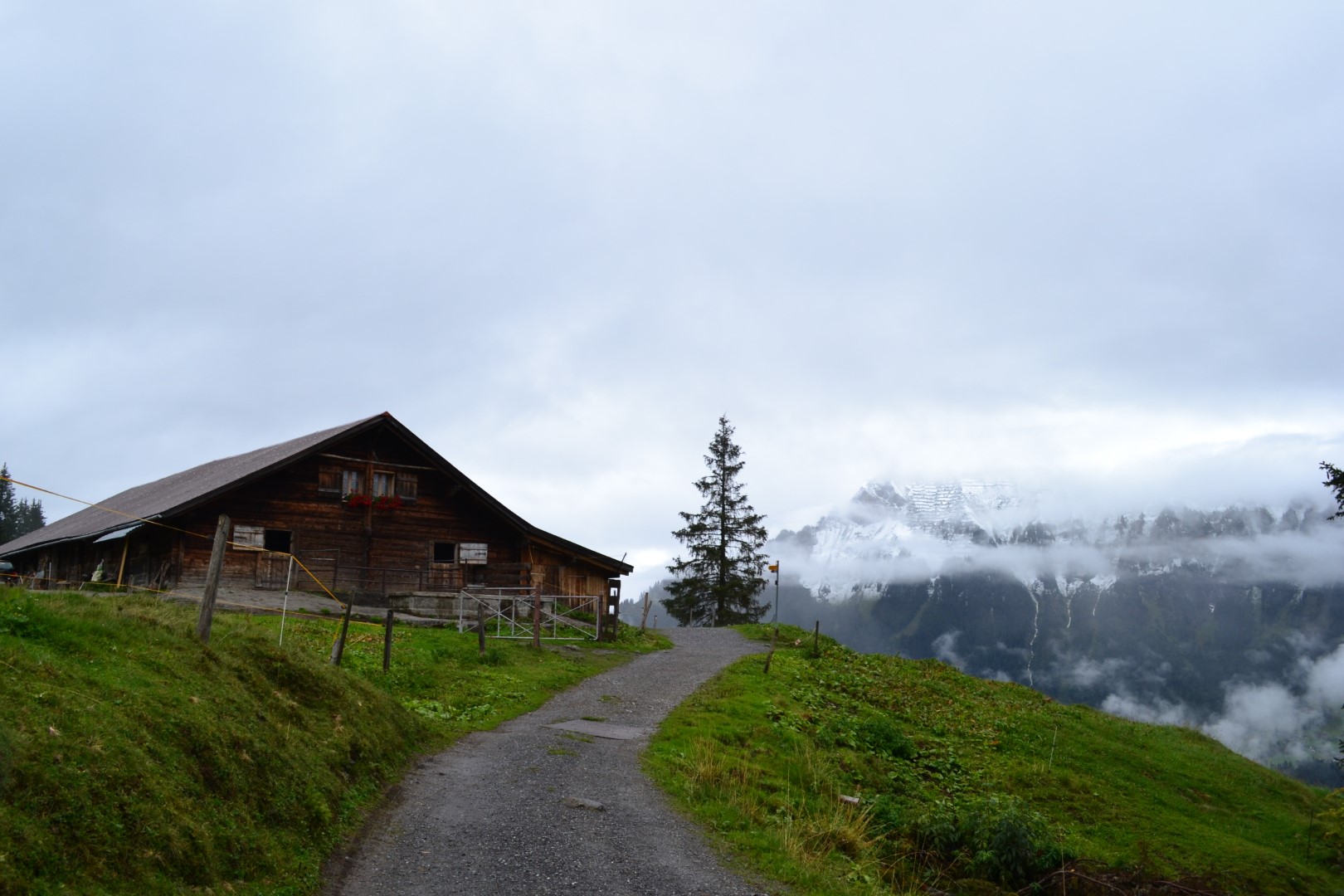 gimmelwald hiking