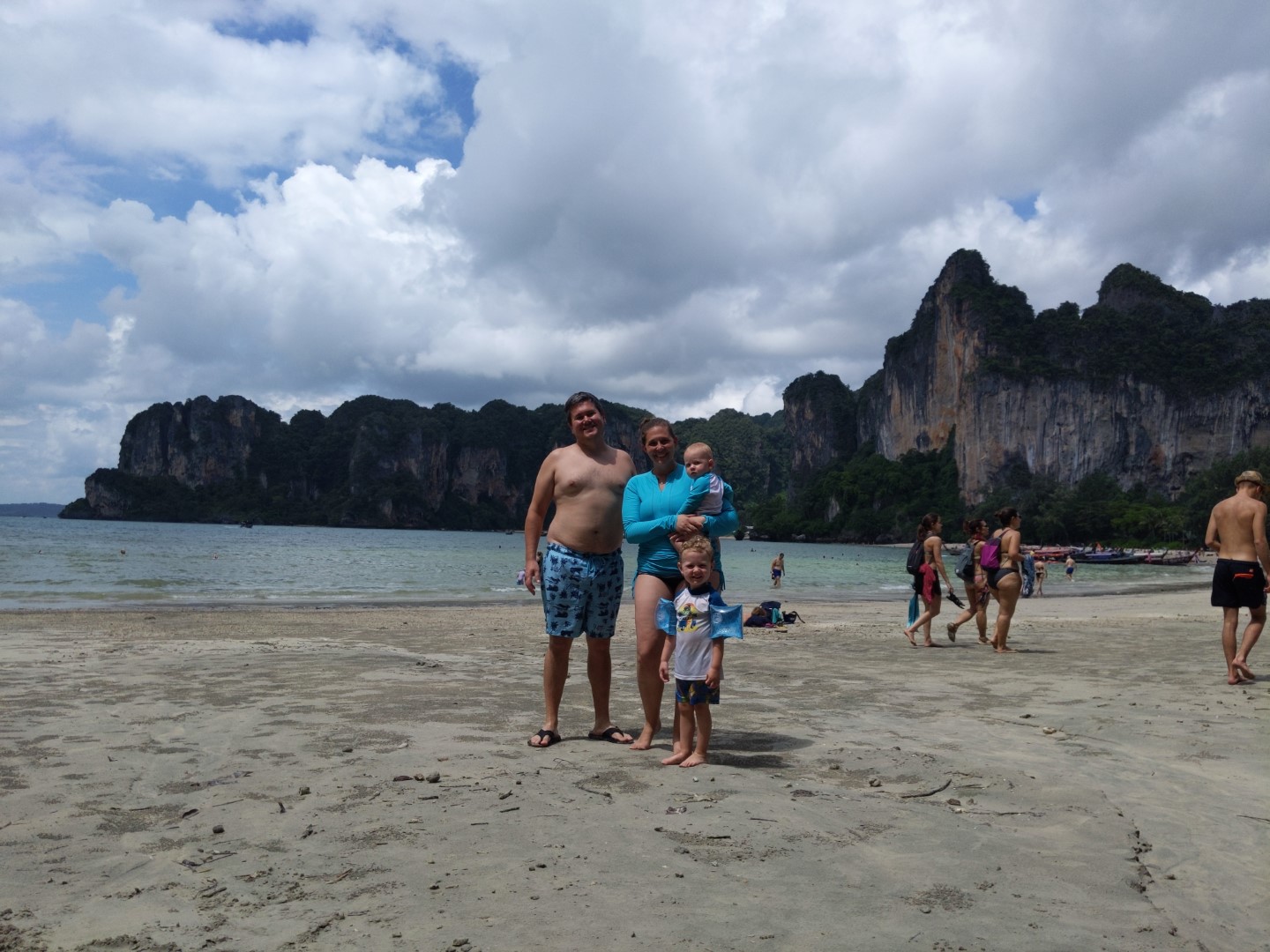 things to do in thailand with kids