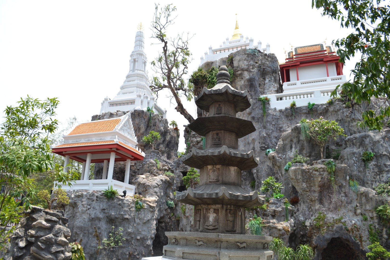 Khao Mo Temple Bangkok, Wat Khao Tao "Turtle Mountain Temple"