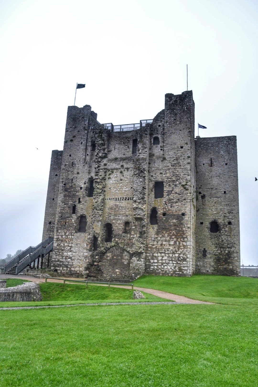 ireland week itinerary including Trim Castle